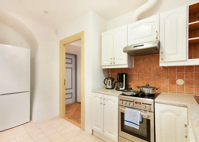 タリン　シティ　アパートメンツ　オールド　タウン　トーンペア *