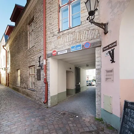 Old Town Toompea شقة *